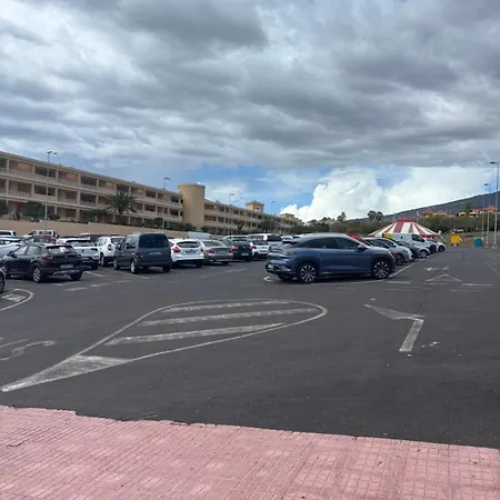 Вилла Playa Del Duque - 10 Min Walk To *